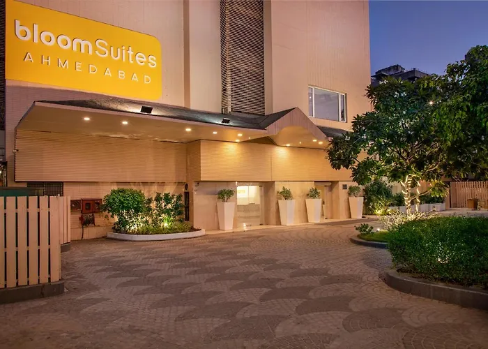 Bloomsuites L Ahmedabad