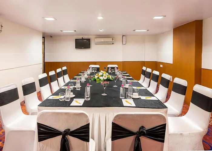 Bloomsuites L Ahmedabad