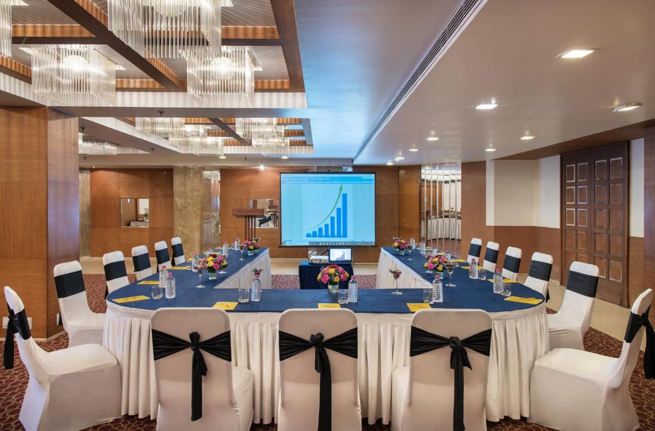 होटल Bloomsuites L Ahmedabad